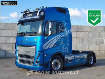 Tractor unit VOLVO FH16 650