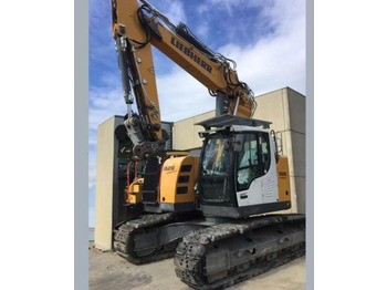Crawler excavator LIEBHERR R 926
