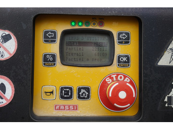 Crane truck, Crane truck IVECO STRALIS 19.310 E6 / Flatbed 19 EPAL / FASSI F135 / 225 MTH! / 5.7 T: picture 2 Crane truck, Crane truck IVECO STRALIS 19.310 E6 / Flatbed 19 EPAL / FASSI F135 / 225 MTH! / 5.7 T: picture 2