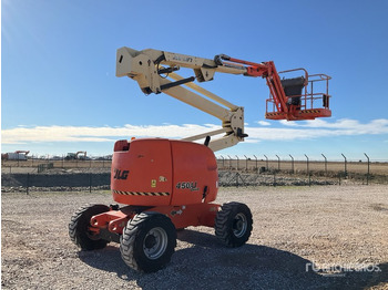 Articulated boom JLG