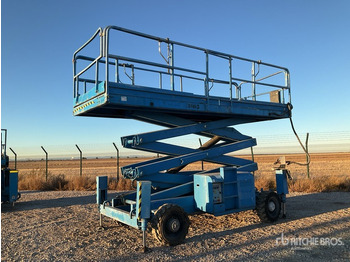 Scissor lift HAULOTTE