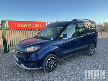 Passenger van 2019 Fiat Doblo 5 Passenger Van: picture 2