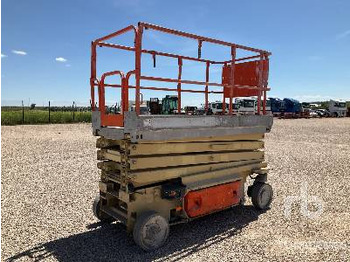 Scissor lift JLG