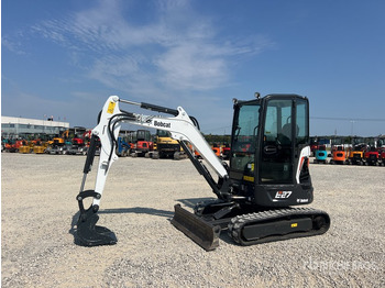 Mini excavator BOBCAT E27
