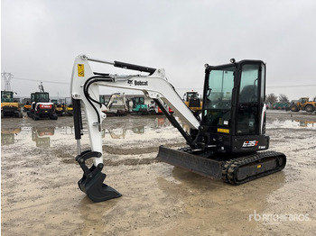 Mini excavator BOBCAT E35