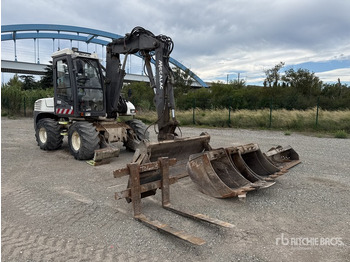 Wheel excavator MECALAC