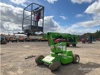 Articulated boom NIFTYLIFT