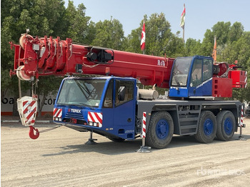 All terrain crane DEMAG