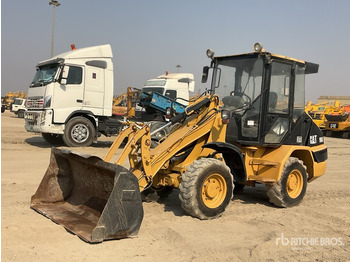 Wheel loader CATERPILLAR 906