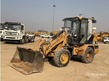 Wheel loader CATERPILLAR 906
