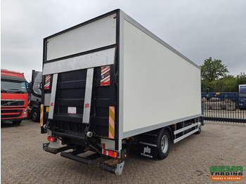 Box truck Volvo FL240 4x2 Dagcab Euro5 - 6CIL - Gesloten Opbouw 6.5m + Laadklep 1500KG - 129.000km Origineel - ZijDeuren: picture 4 Box truck Volvo FL240 4x2 Dagcab Euro5 - 6CIL - Gesloten Opbouw 6.5m + Laadklep 1500KG - 129.000km Origineel - ZijDeuren: picture 4