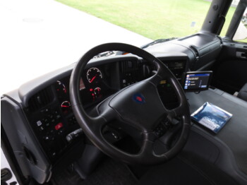 Tank truck Scania P380: picture 5 Tank truck Scania P380: picture 5