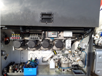 Tank truck VOLVO FM: picture 2 Tank truck VOLVO FM: picture 2