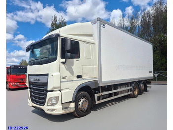 Isothermal truck DAF XF 106 440