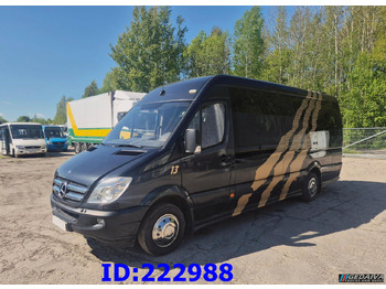 Coach MERCEDES-BENZ Sprinter 519