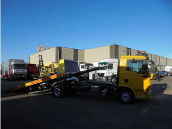 Autotransporter truck MAN TGL 12.220 + manual + full option+ BRIL + WINCH + Discounted from 42.950,-: picture 3