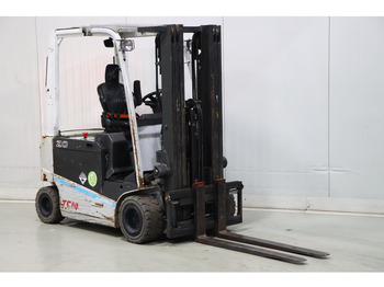 Electric forklift TCM