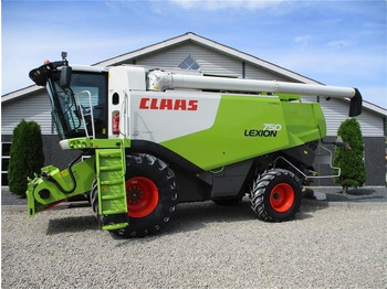 Combine harvester CLAAS Lexion 750