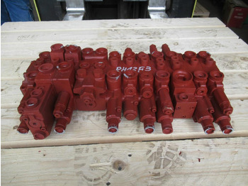 Hydraulic valve NEW HOLLAND