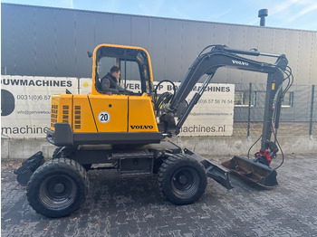 Wheel excavator VOLVO