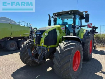 Farm tractor CLAAS Axion 830