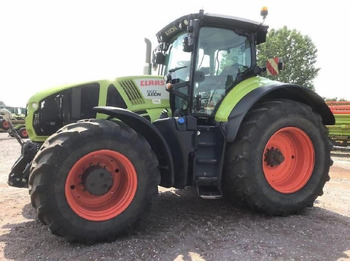 Farm tractor CLAAS Axion 950