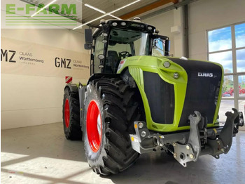 Farm tractor CLAAS Xerion 5000