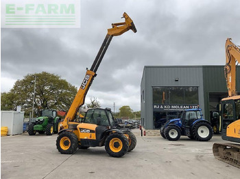 Telescopic handler JCB