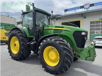 Farm tractor John Deere 7920: picture 2