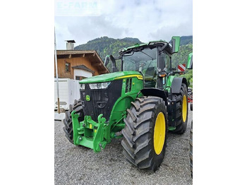 Farm tractor John Deere 7r 330: picture 2