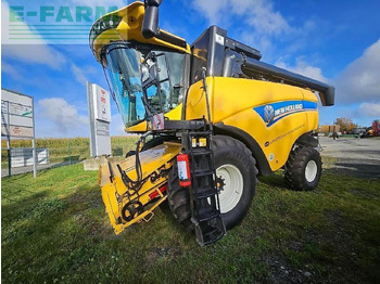 Combine harvester NEW HOLLAND CX series