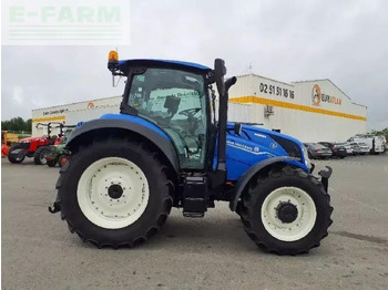 Farm tractor NEW HOLLAND T5