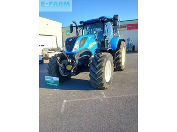 Farm tractor NEW HOLLAND T7.225