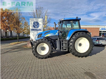 Farm tractor NEW HOLLAND TVT
