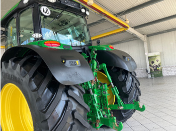 Farm tractor John Deere 6R185: picture 5
