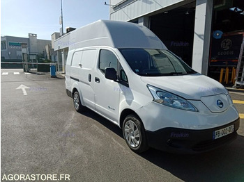 Small van NISSAN NV200
