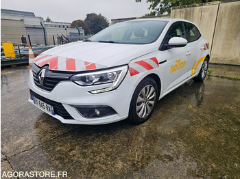 Car RENAULT