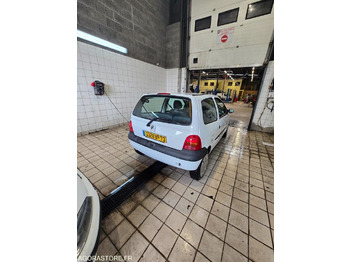 Car RENAULT