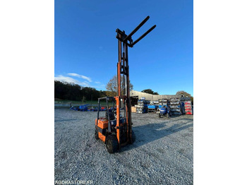 Diesel forklift TOYOTA