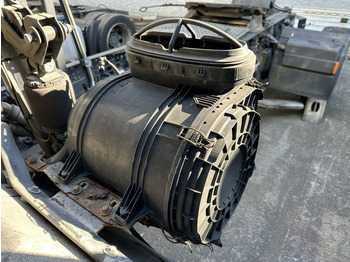 Air intake system IVECO