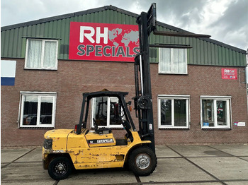 Diesel forklift CATERPILLAR DP