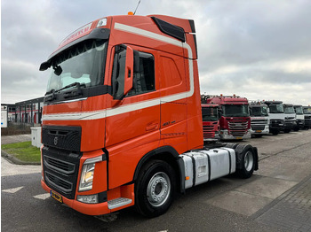 Tractor unit VOLVO FH 460