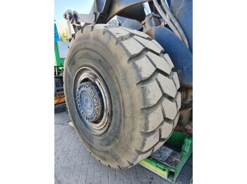 Tire MICHELIN