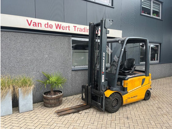 Electric forklift Jungheinrich EFG 430: picture 3