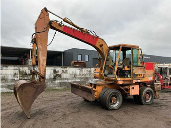 Wheel excavator CASE