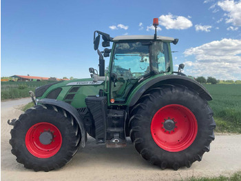 Farm tractor Fendt 720 vario: picture 2