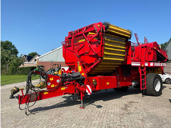 Potato harvester GRIMME SE
