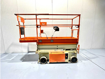 Aerial platform JLG