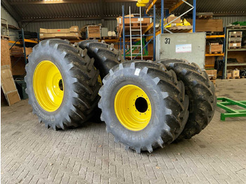 Wheels and tires MICHELIN
