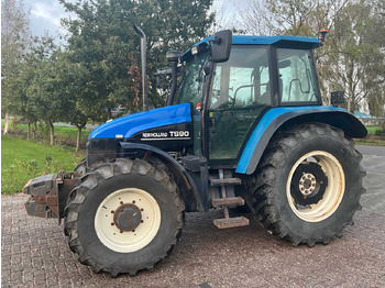 Farm tractor New holland TS90: picture 5 Farm tractor New holland TS90: picture 5